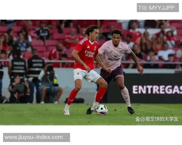 足总杯惊现冷门本菲卡与曼联激战成平局绝杀瞬间震撼全场