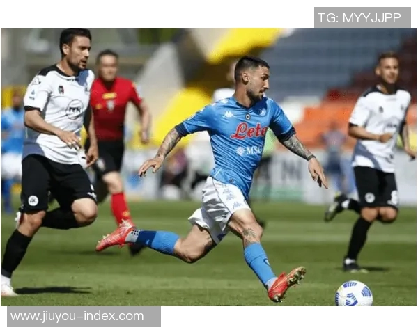 那不勒斯大胜多特蒙德4-0足总杯历史冷门引发全场震惊