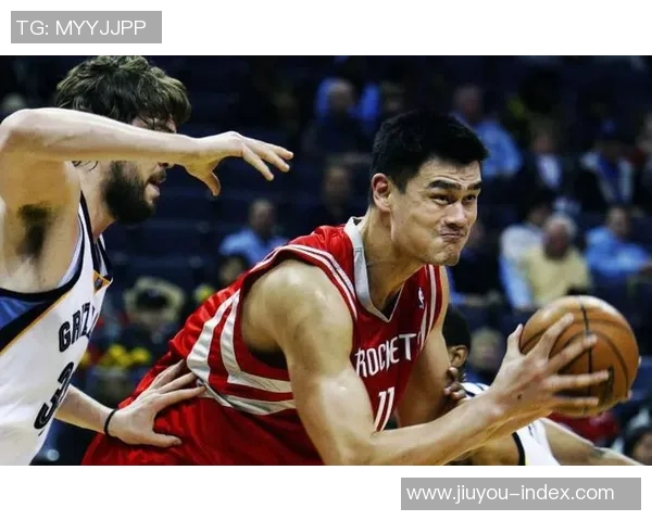 姚明放纵餐揭秘：巨星背后的饮食习惯与健康管理之道