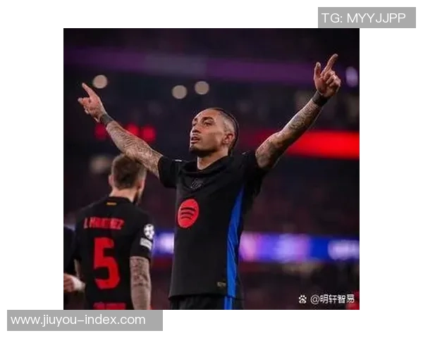 英超激战巴黎圣日耳曼与本菲卡战平点球大战引发全场沸腾