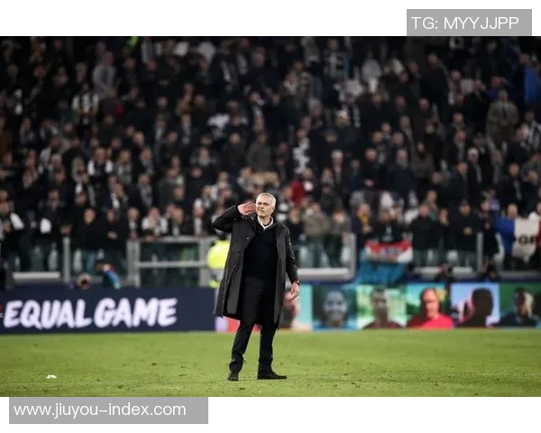 意甲激战波尔图4-0曼联帽子戏法引爆全场战术分析与精彩瞬间回顾