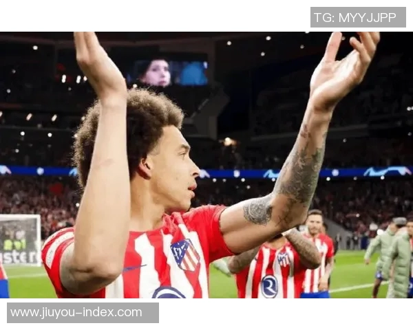 中超赛场惊现冷门马竞大胜曼联神扑瞬间引发全场狂欢