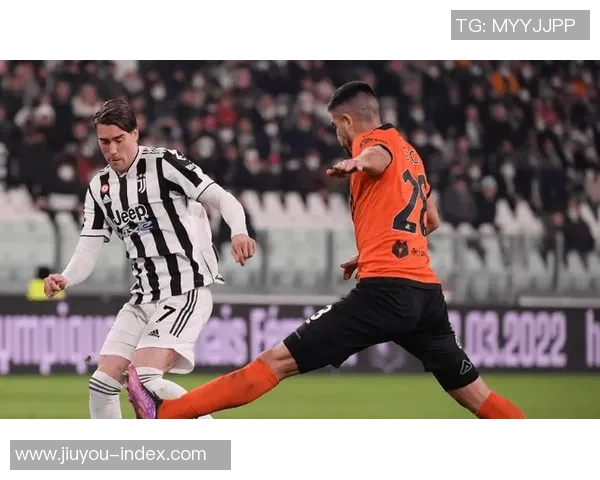 意甲激战热刺险胜尤文图斯争议判罚引发全场热议