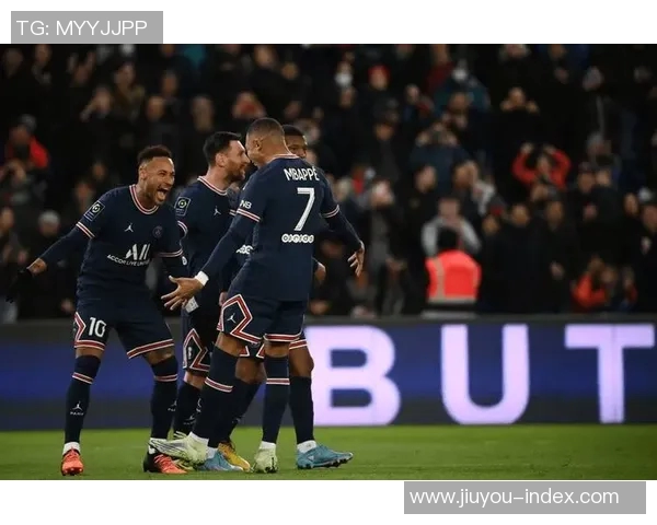 国王杯惊现冷门巴黎圣日耳曼逆转战胜马竞全场沸腾